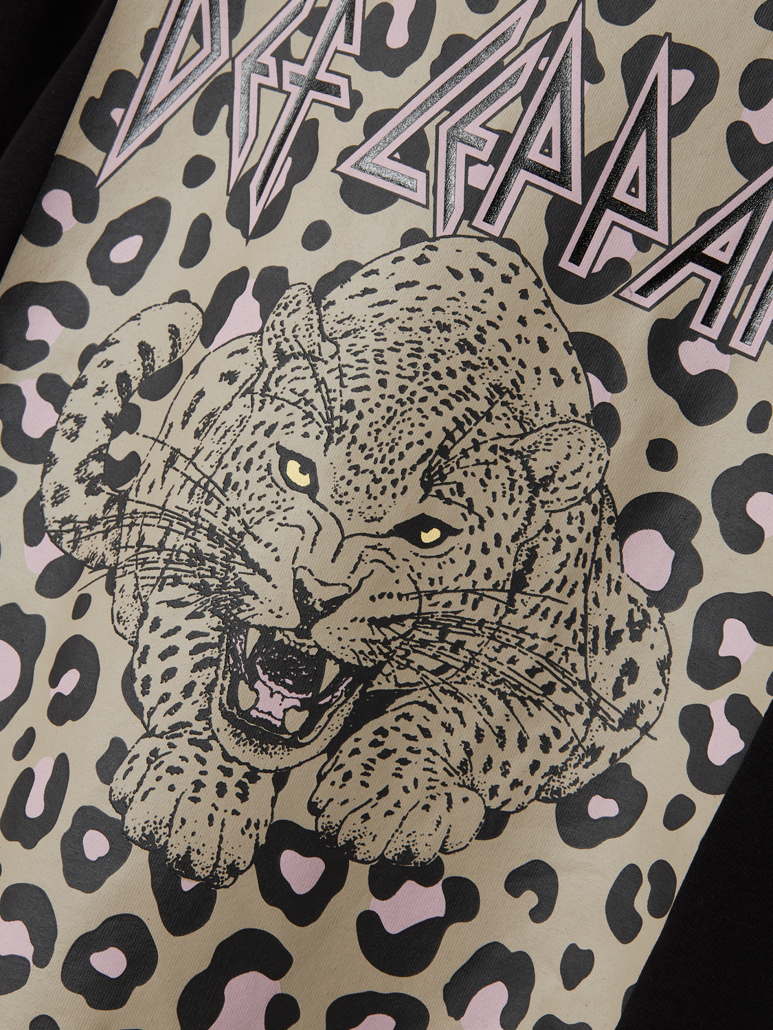 model_shot-front_full